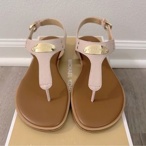 Michael Kors Plate Thong Sandal Soft Pink